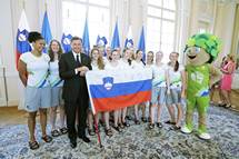 16. 7. 2015, Ljubljana – Predsednik Republike Slovenije Borut Pahor je danes sprejel slovensko koarkarsko reprezentanco (Daniel Novakovi/STA)